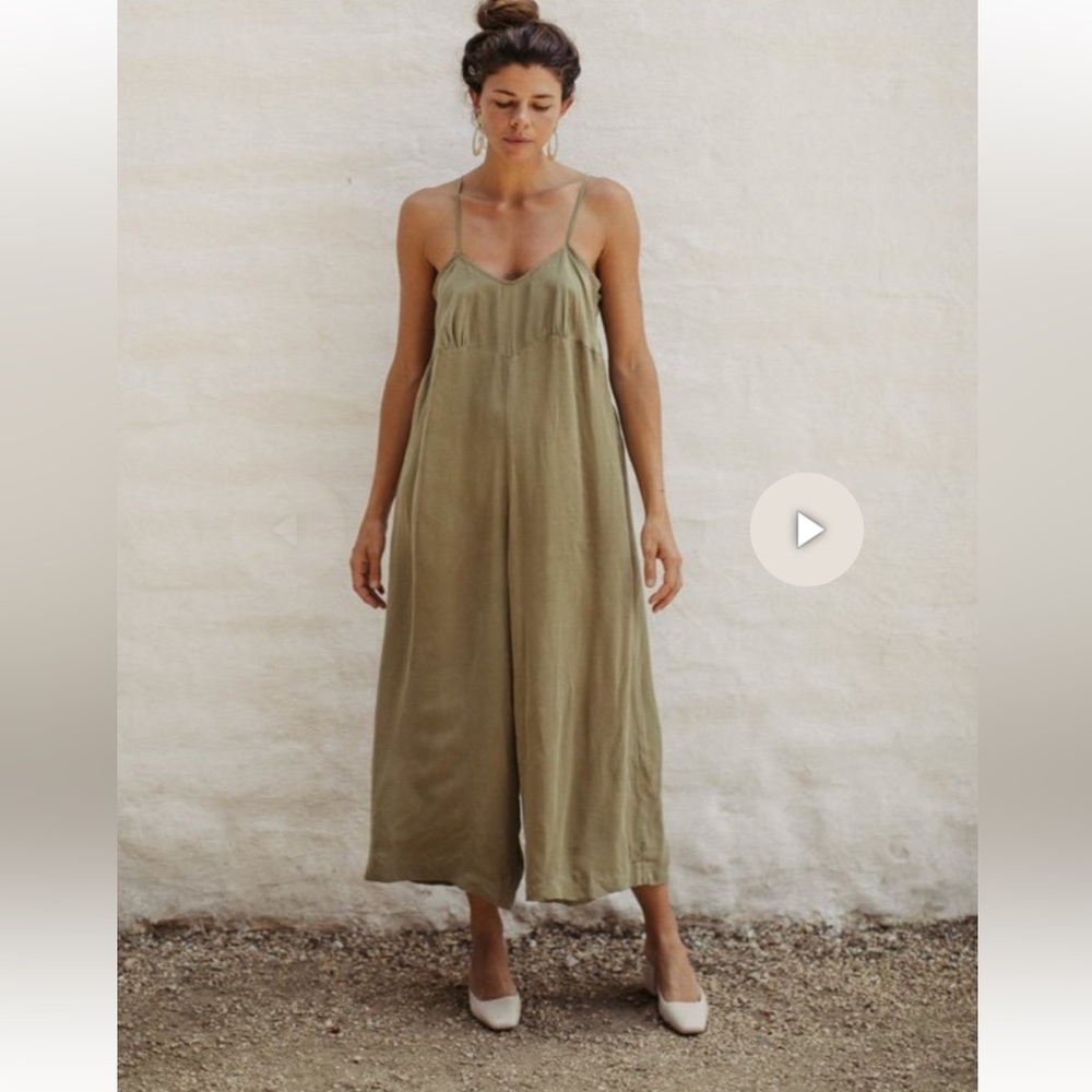 NWOT Ozma Ingrid jumpsuit, Cupro, in rosehip (a pinky taupe), S